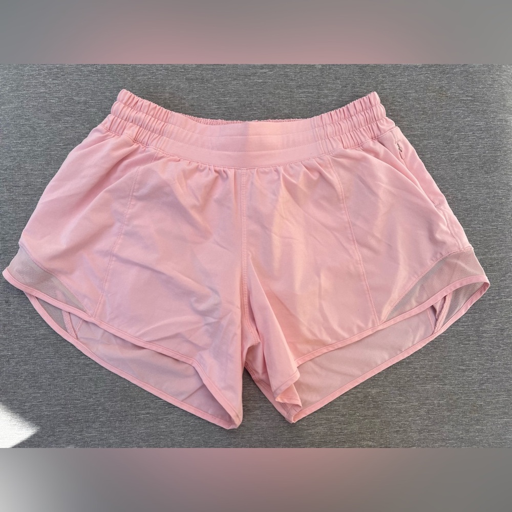 Lululemon Hotty Hot Shorts, STRAWBERRY MILKSHAKE🍓🥤